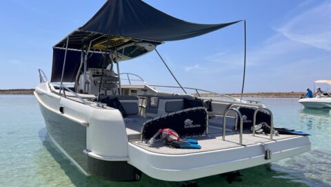 Bateau Quer 36 à louer au mouillage à Formentera